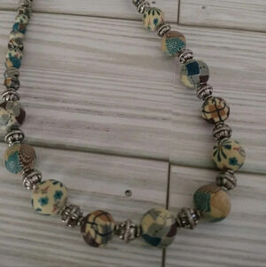 Viva beads necklace Handmade choker style silver Link Chain Multicolored Boho
